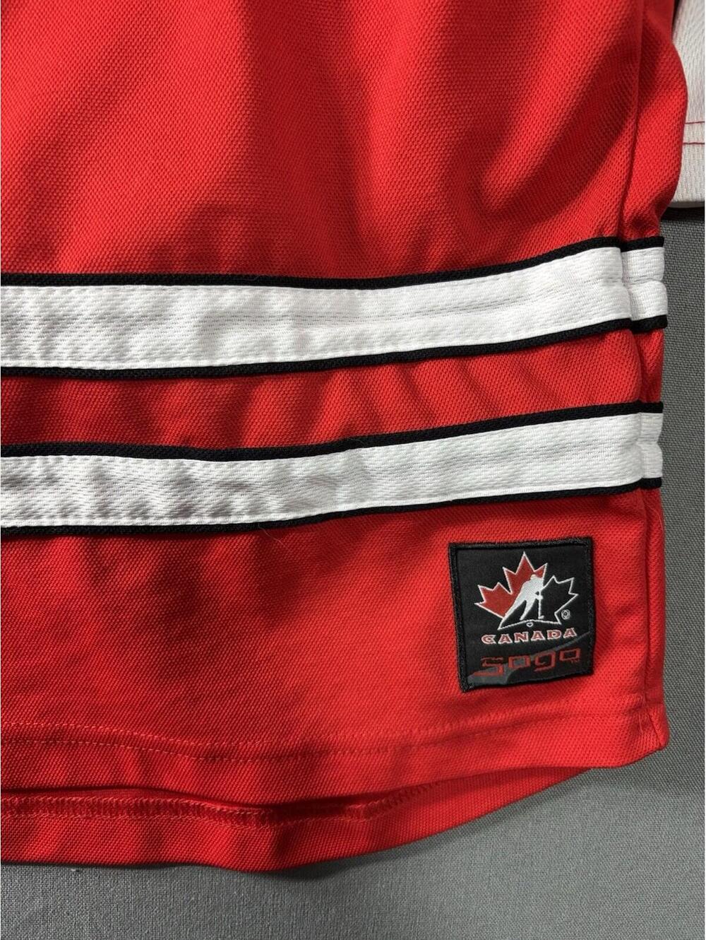 TEAM CANADA 1914-2014 100 YRS HOCKEY JERSEY SIZE LARGE - Picture 8 of 15